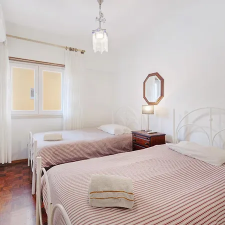 Elegant Vintage House With Barbecue